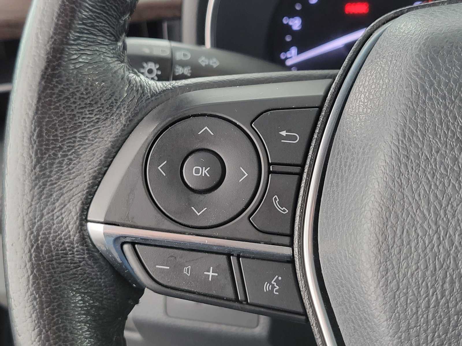 Used 2020 Toyota Avalon XLE w/ Carpet Mat Package FWD image 28