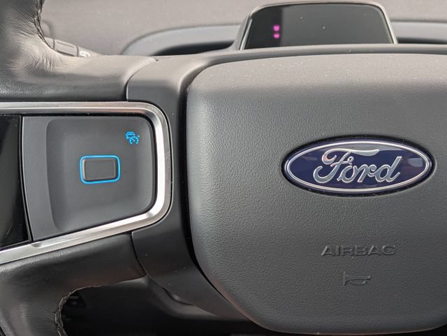 Used 2025 Ford Expedition Platinum AWD/4WD image 33