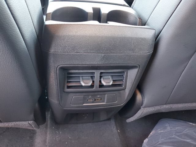 New 2026 GMC Canyon Denali AWD/4WD image 16