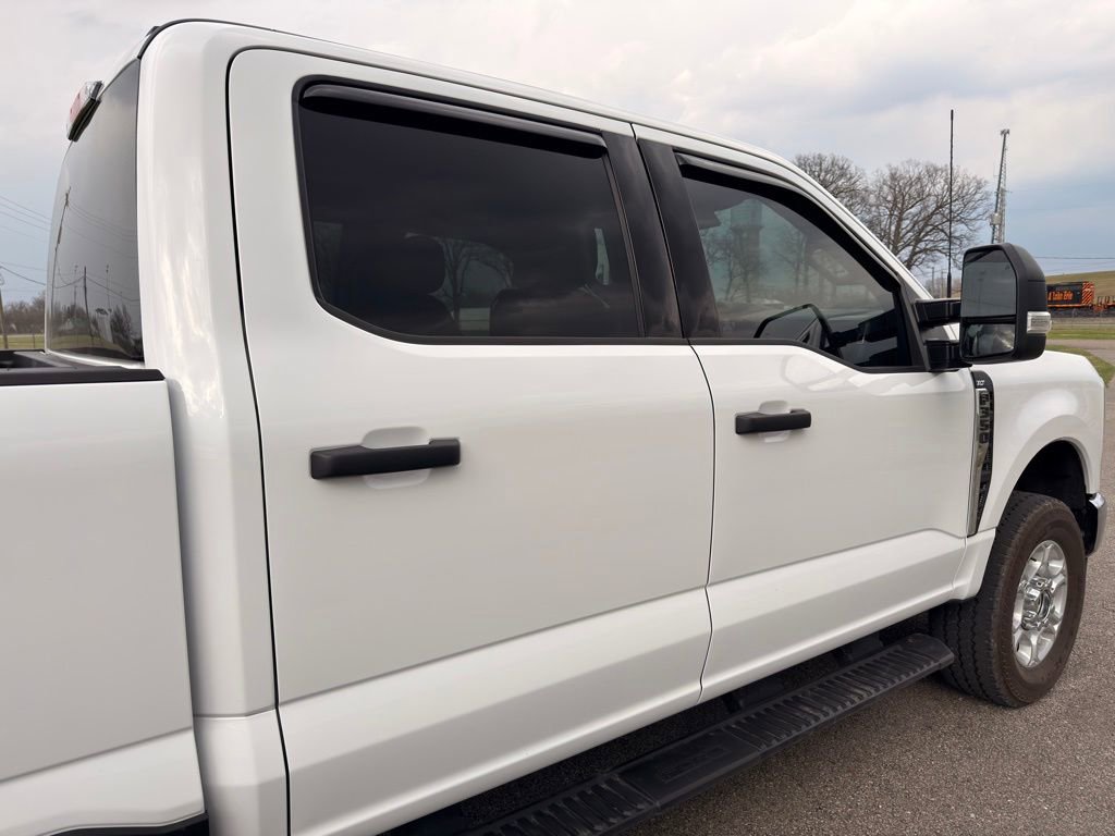 Used 2025 Ford F350 XLT image 7