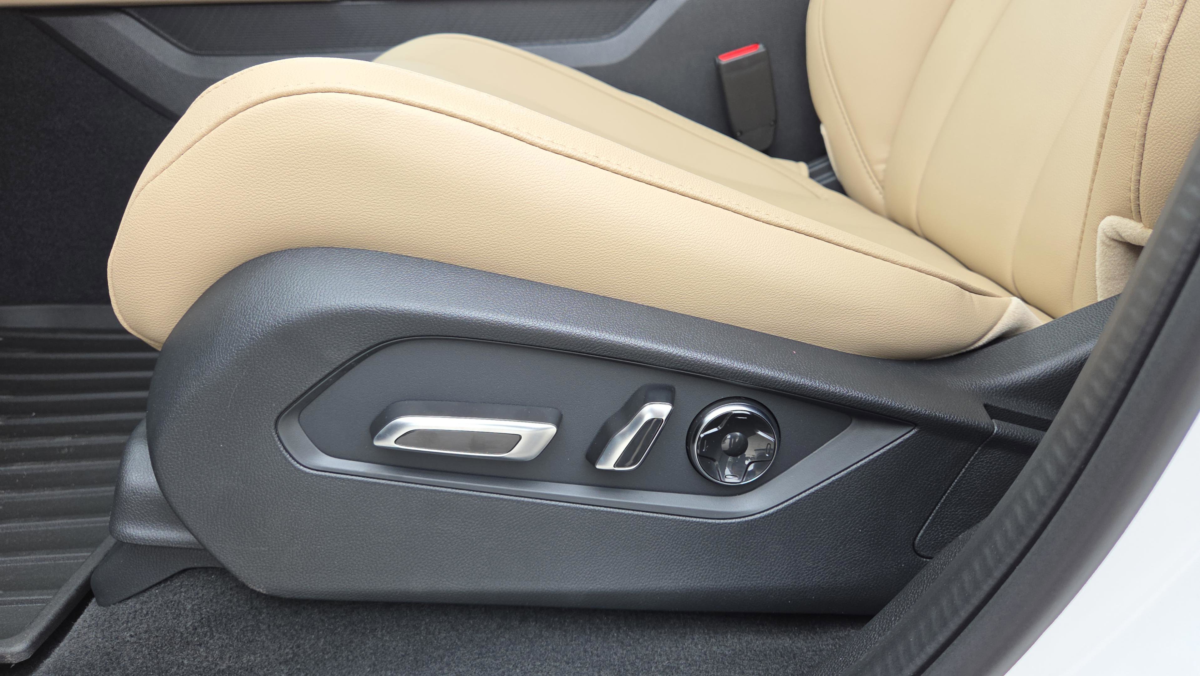 New 2026 Acura MDX FWD image 11