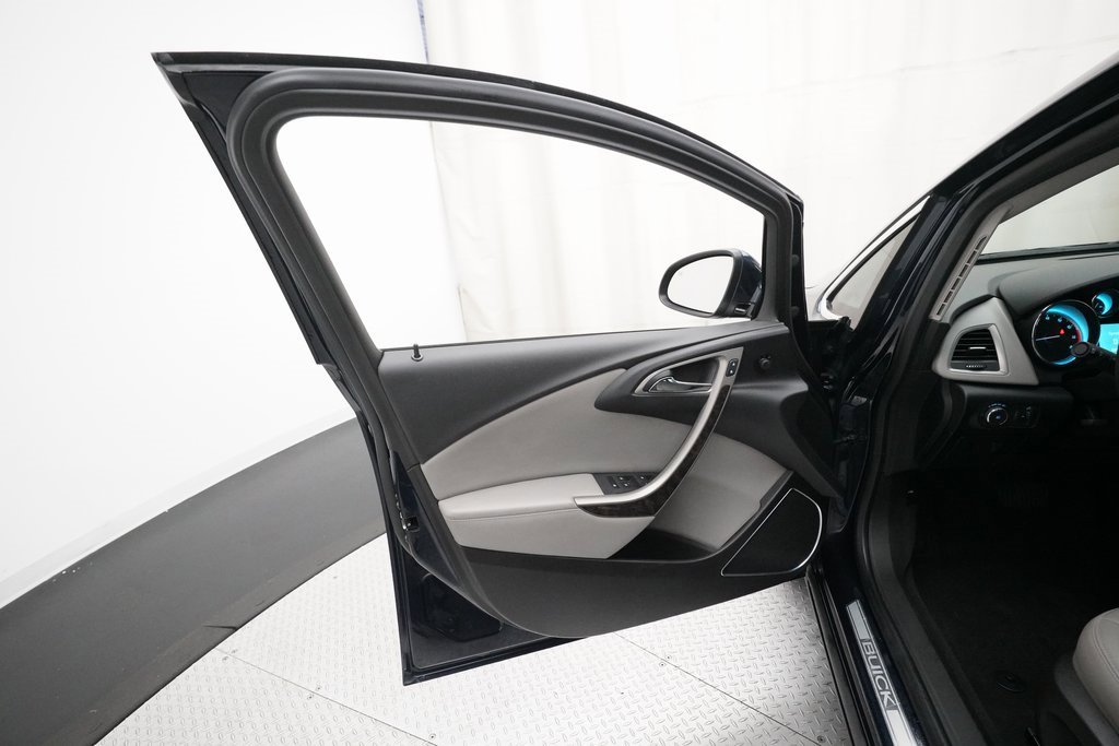 Used 2016 Buick Verano Convenience image 27