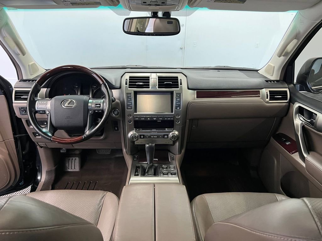 Used 2019 Lexus GX 460 Luxury image 14