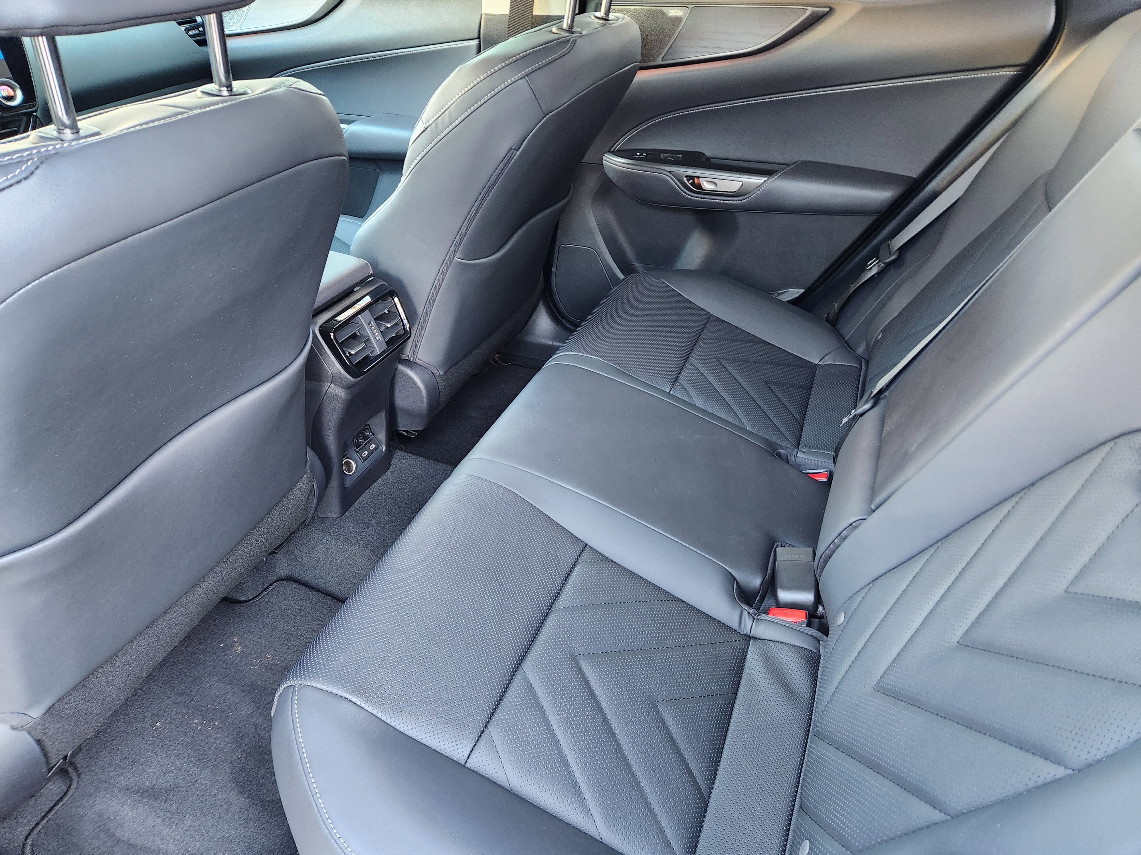 New 2026 Lexus NX 350h AWD w/ Luxury Package image 19