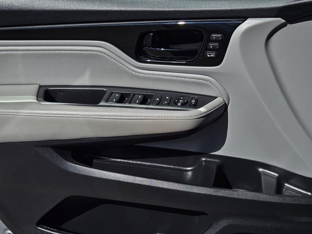 Used 2021 Honda Odyssey Touring image 18