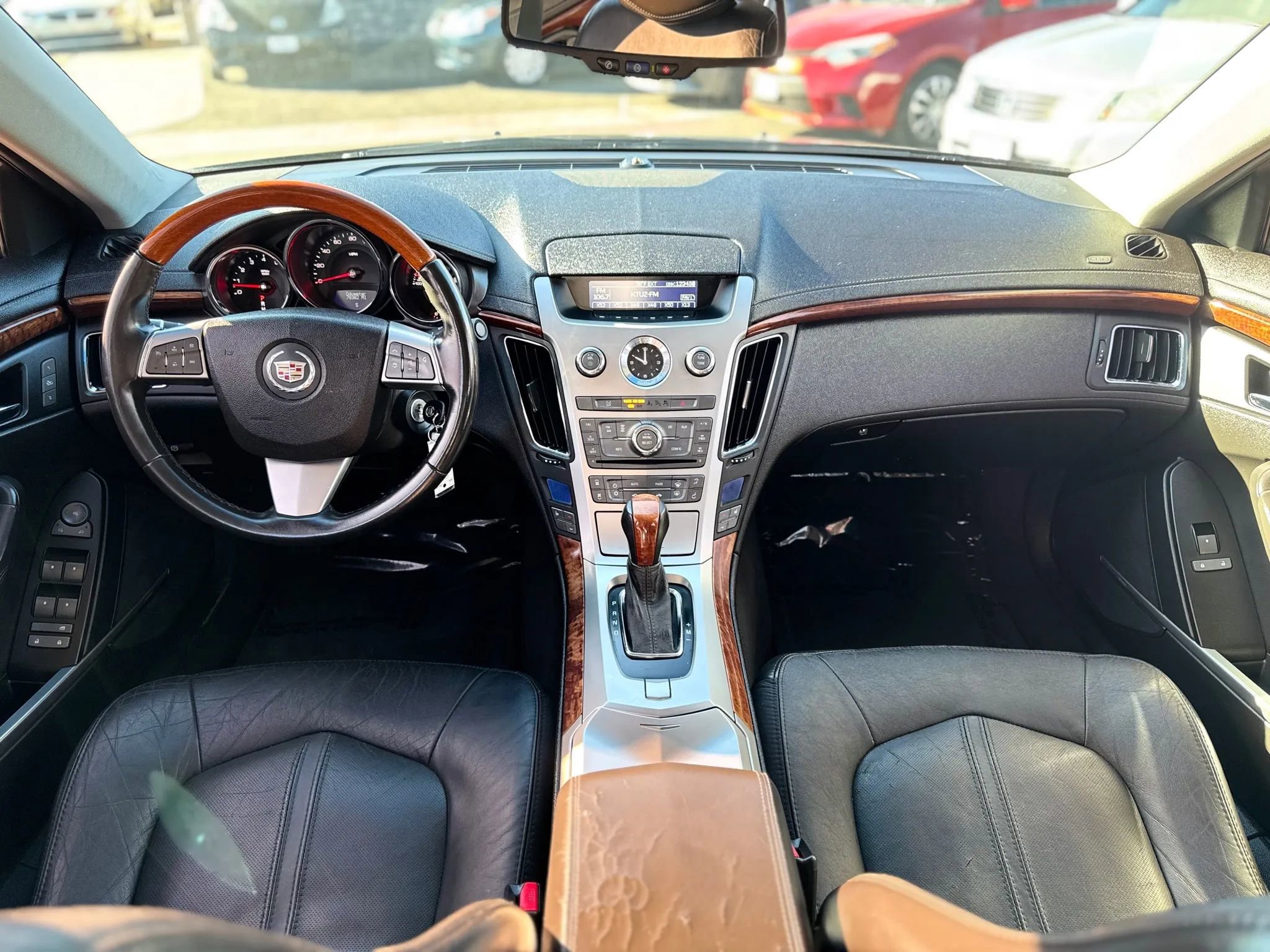 Used 2011 Cadillac CTS Luxury RWD image 16