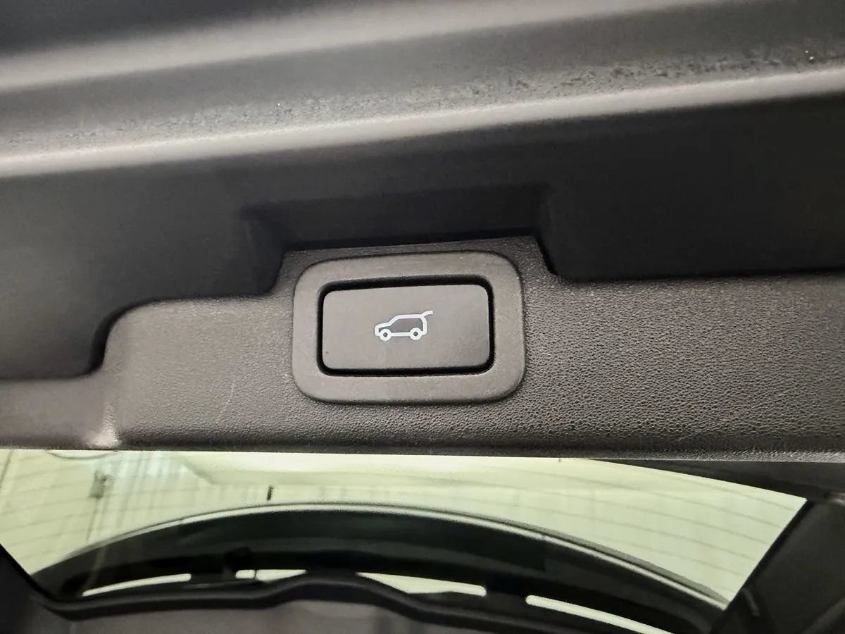 Used 2020 Land Rover Discovery HSE AWD/4WD image 49