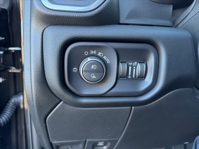 Used 2024 RAM 3500 Laramie image 21