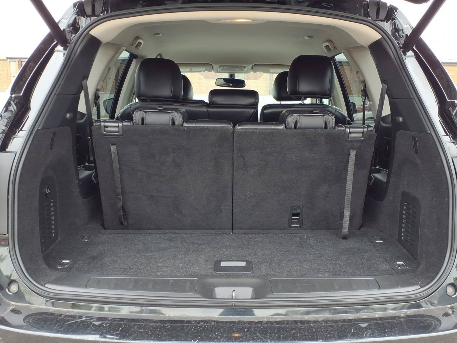 Used 2020 Nissan Pathfinder SL AWD/4WD image 8