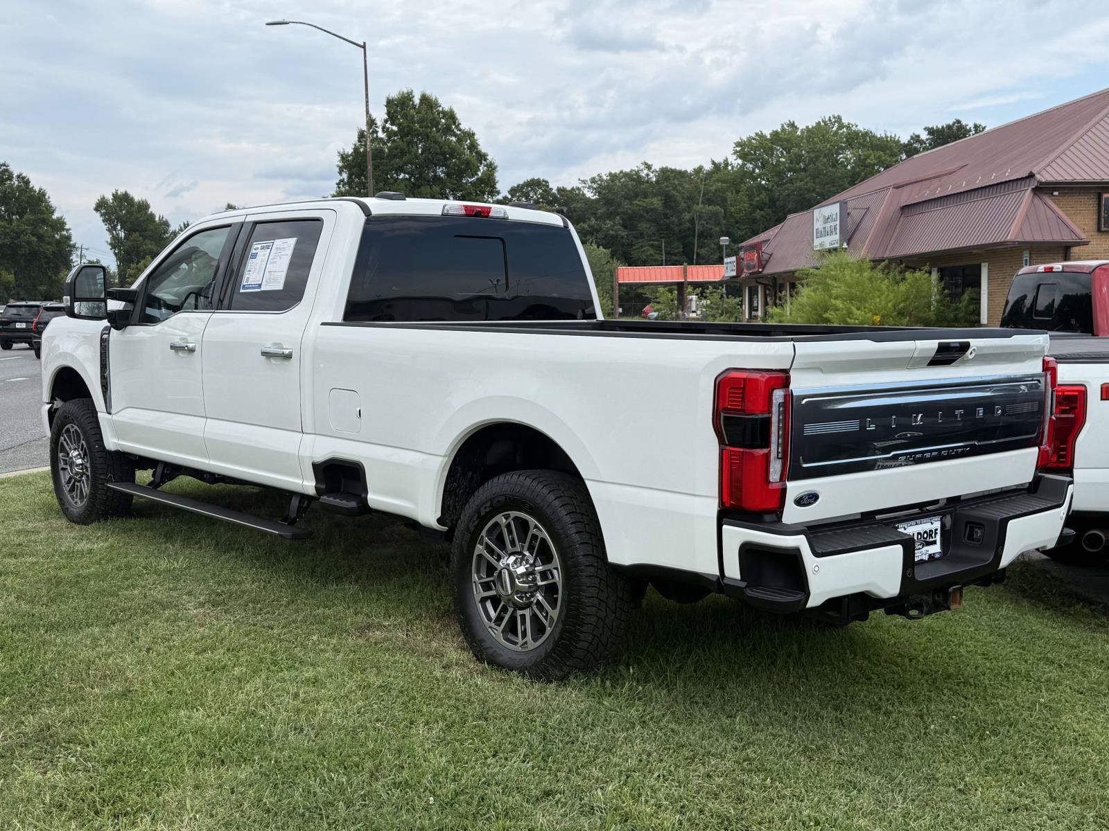 Used 2024 Ford F250 Limited w/ FX4 Off-Road Package AWD/4WD image 4