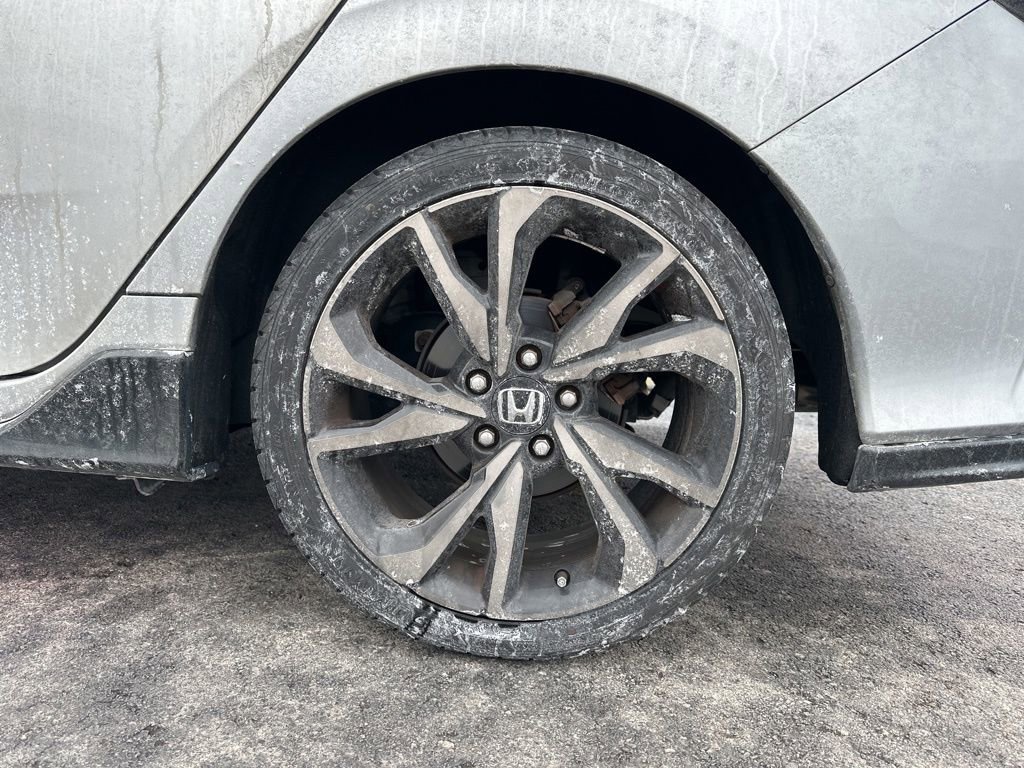 Used 2017 Honda Civic Sport image 5