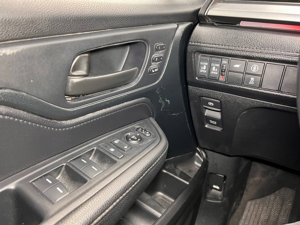 Used 2024 Honda Odyssey Sport image 25