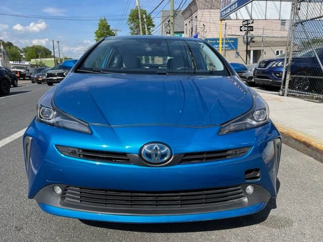 Used 2020 Toyota Prius LE image 5