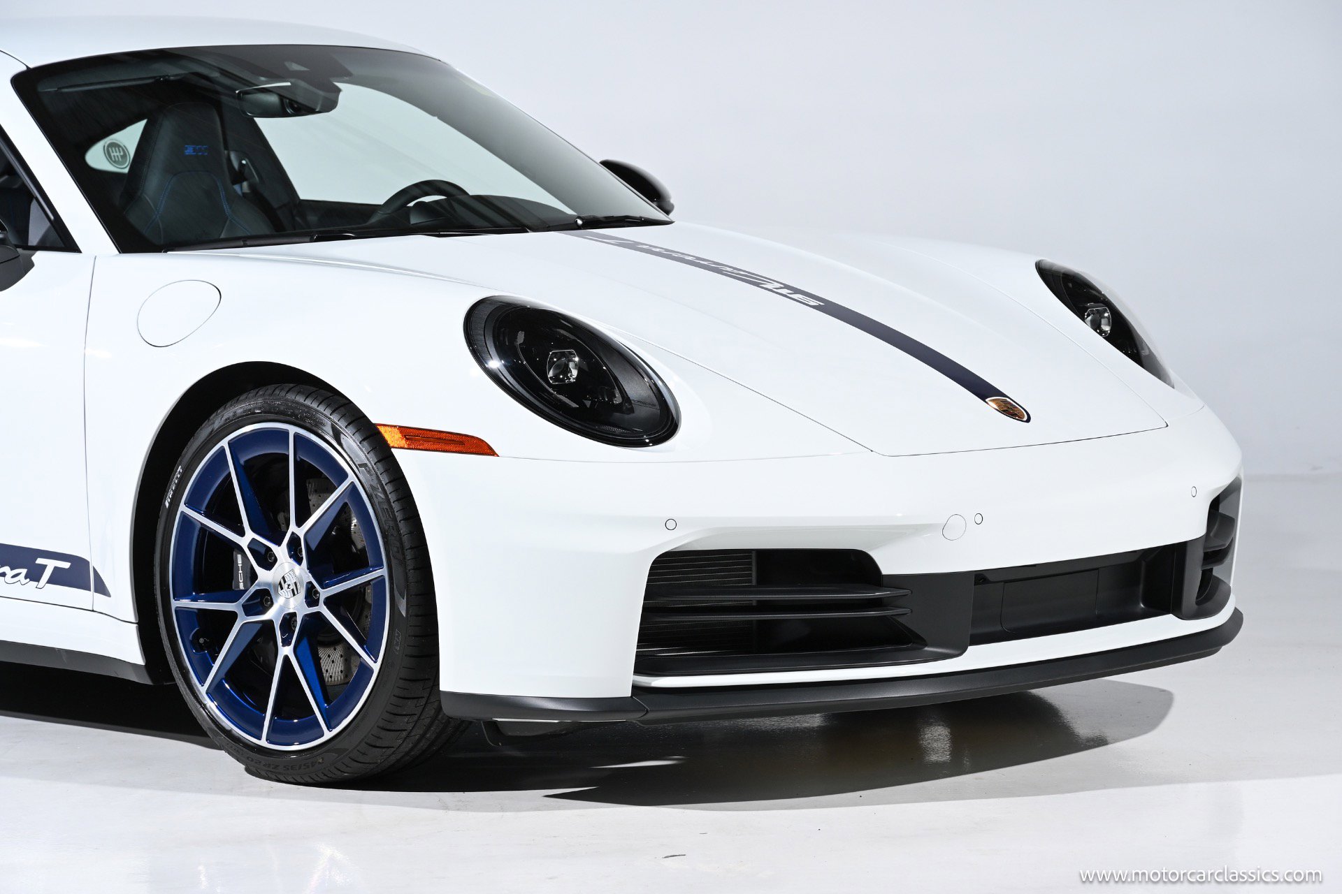 Used 2026 Porsche 911 Carrera T RWD image 11
