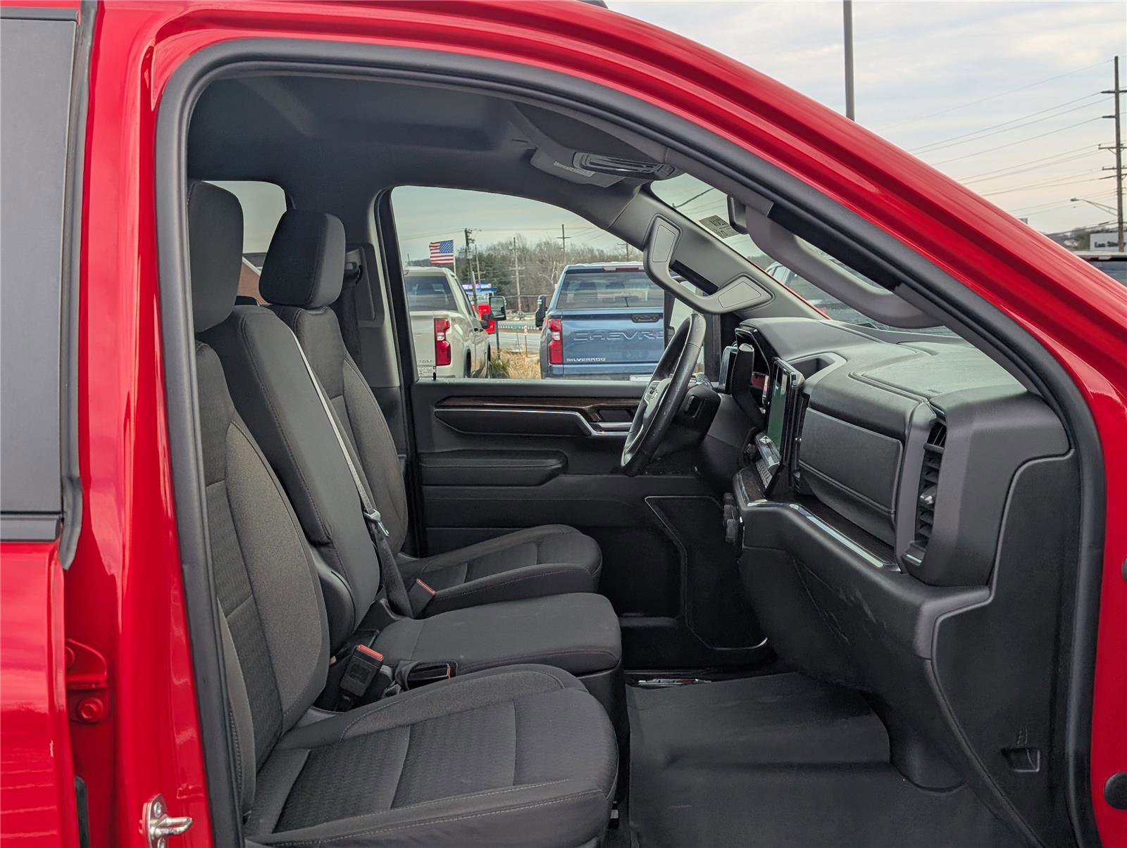 Used 2024 Chevrolet Silverado 3500 LT w/ Convenience Package image 12