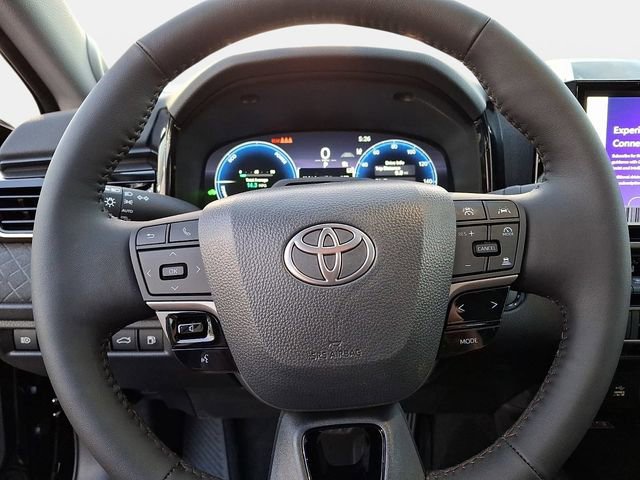 New 2026 Toyota Camry XLE AWD/4WD image 13