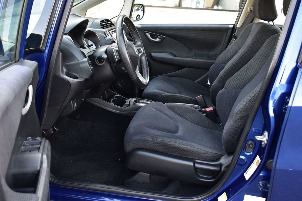 Used 2013 Honda Fit Sport image 17