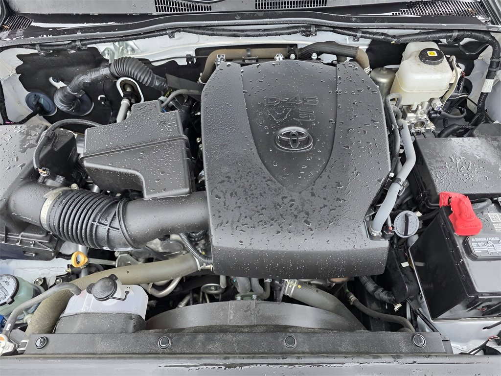 Used 2023 Toyota Tacoma TRD Off-Road w/ TRD Premium Off Road Package image 10