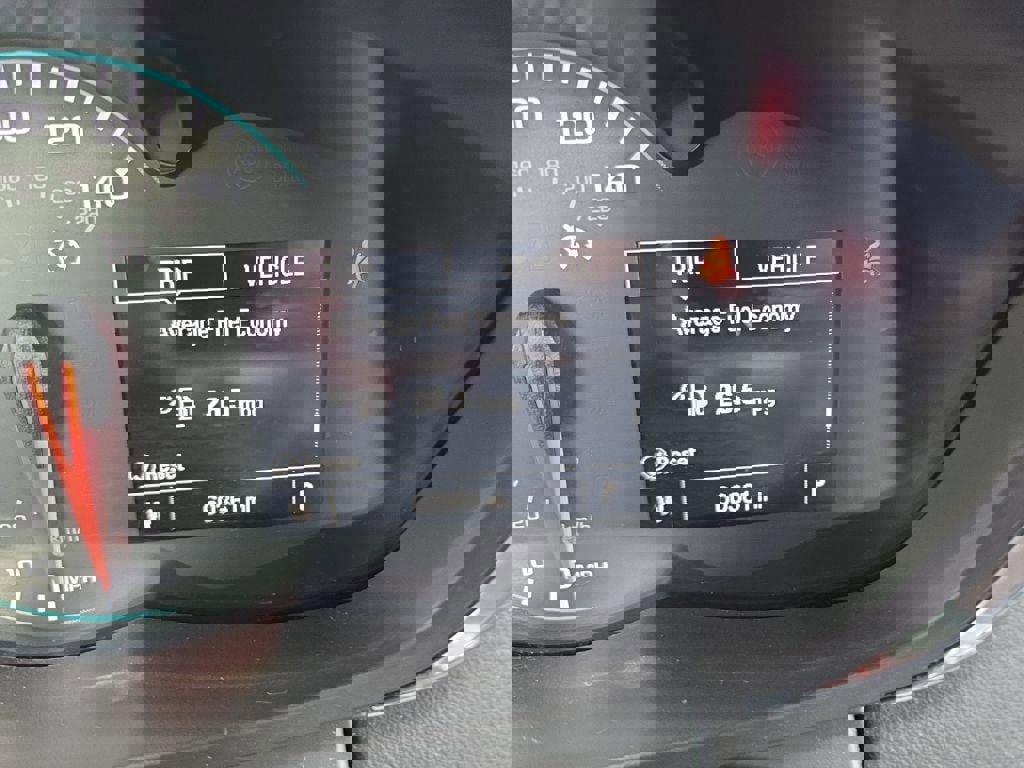 Used 2018 Chevrolet Trax LT w/ Driver Confidence Package image 19