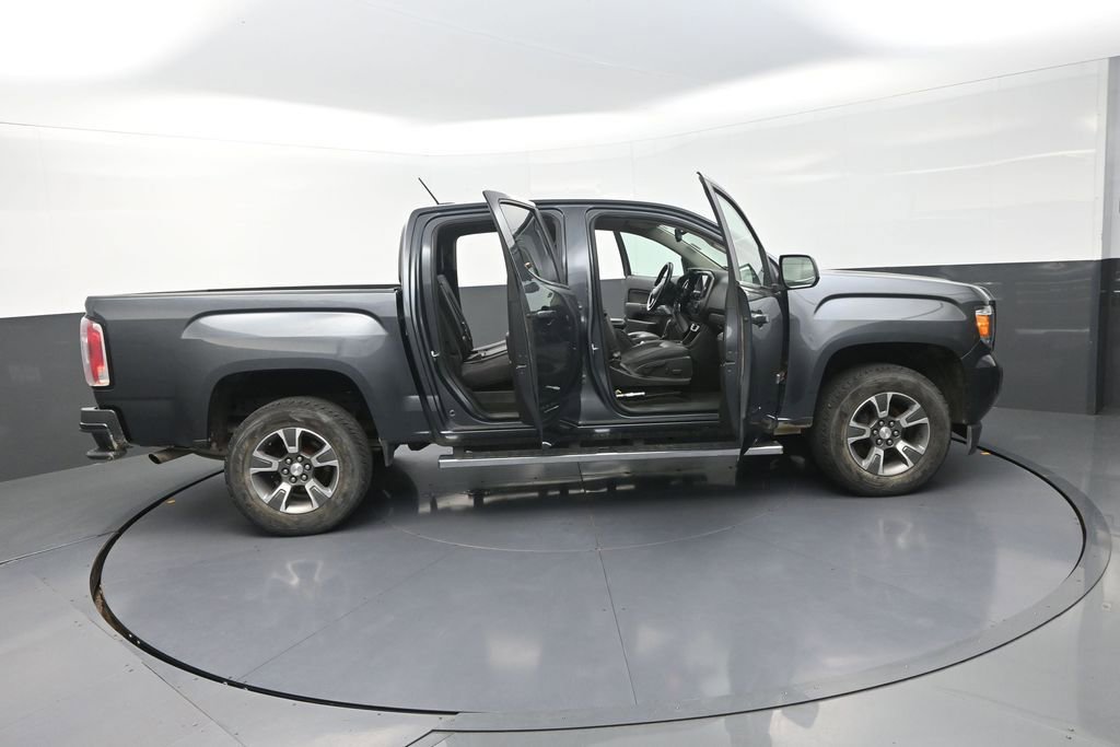 Used 2016 GMC Canyon SLE w/ All Terrain Package image 38