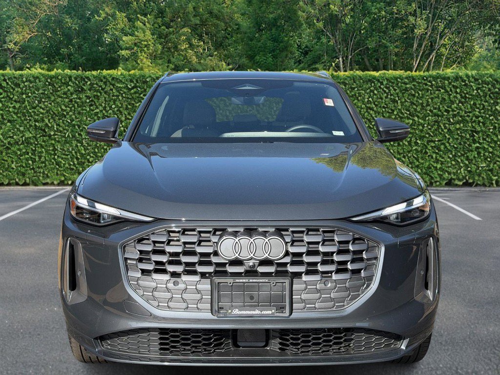 Used 2025 Audi Q5 Premium w/ Convenience Package AWD/4WD image 9