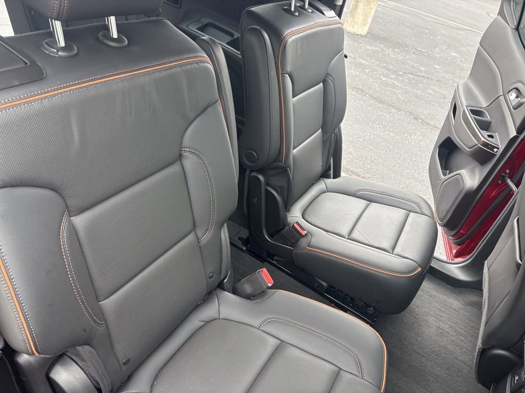 Used 2023 GMC Acadia AT4 w/ Preferred Package image 35