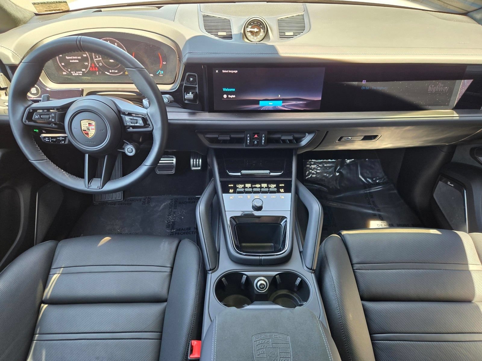 Certified 2026 Porsche Cayenne GTS AWD/4WD image 14