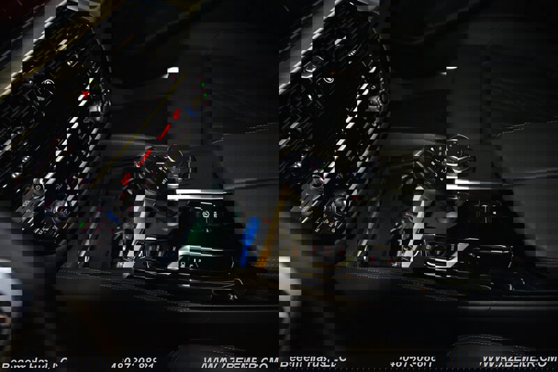 Used 2023 BMW 530e w/ M Sport Package image 32