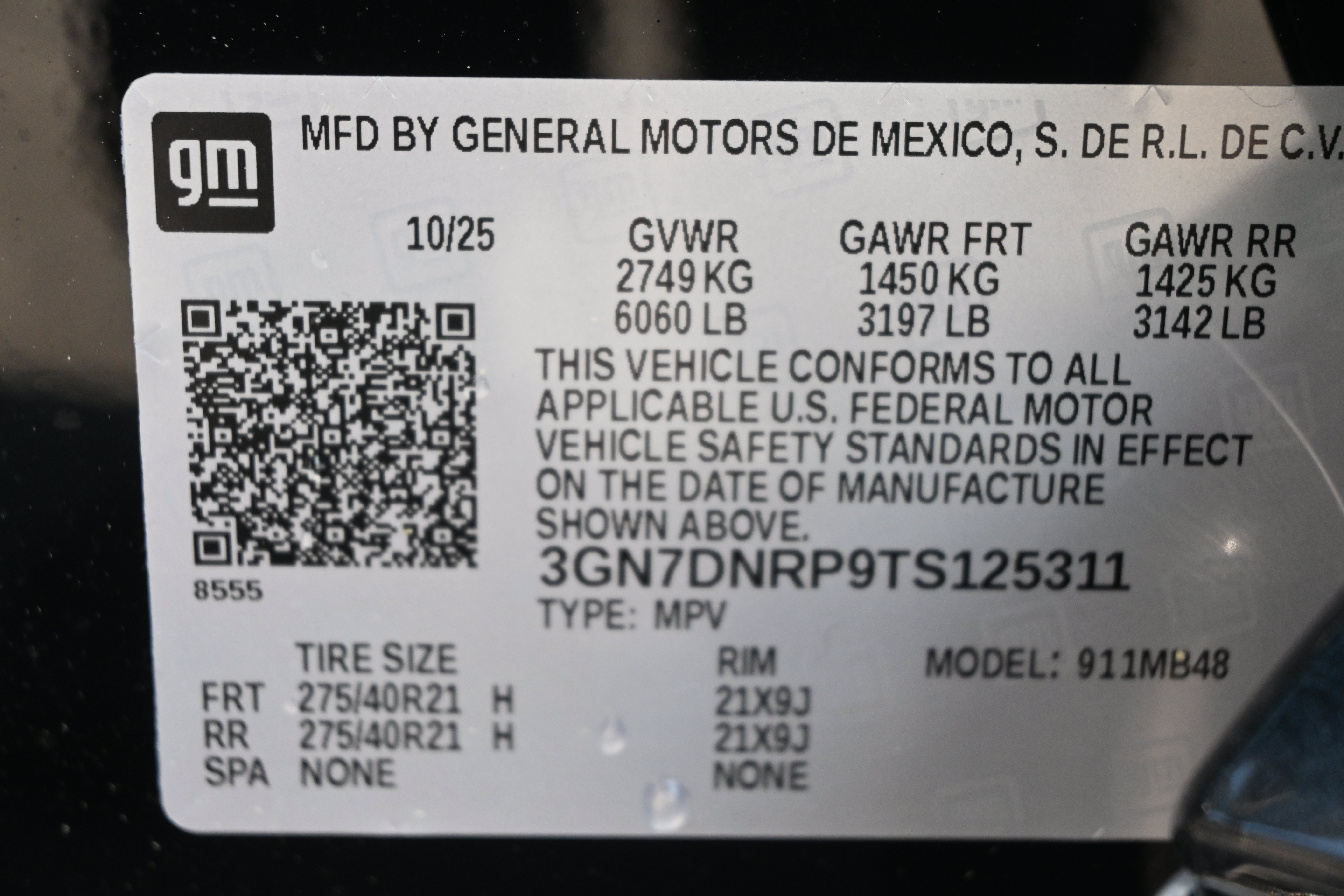 New 2026 Chevrolet Equinox EV LT w/ Convenience Package II FWD image 35