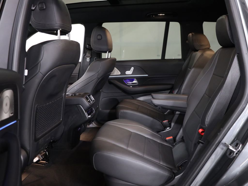 Used 2025 Mercedes-Benz GLS 450 4MATIC image 38