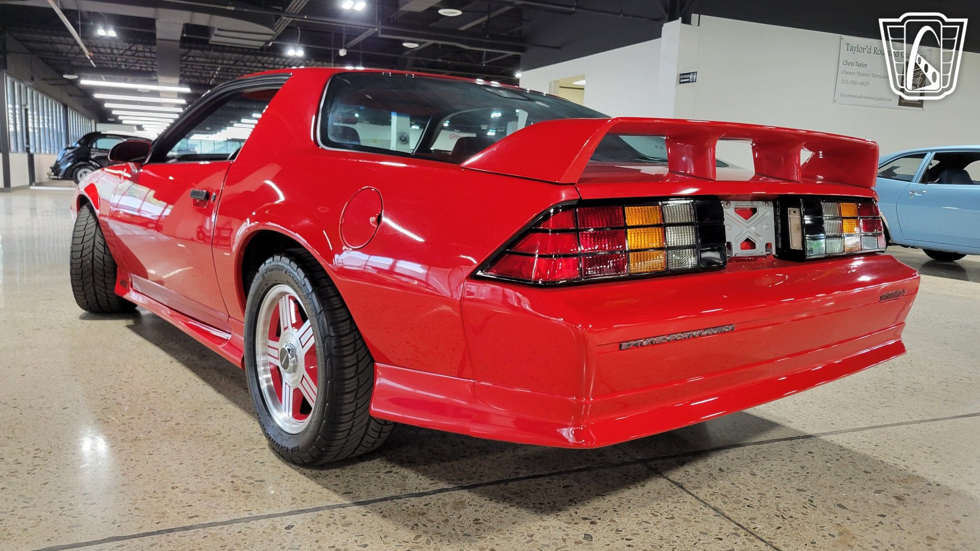 Used 1991 Chevrolet Camaro Z28 RWD image 30