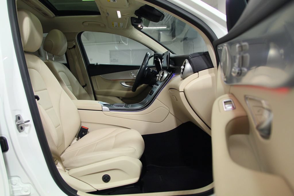 Certified 2023 Mercedes-Benz GLC 300 4MATIC Coupe image 24