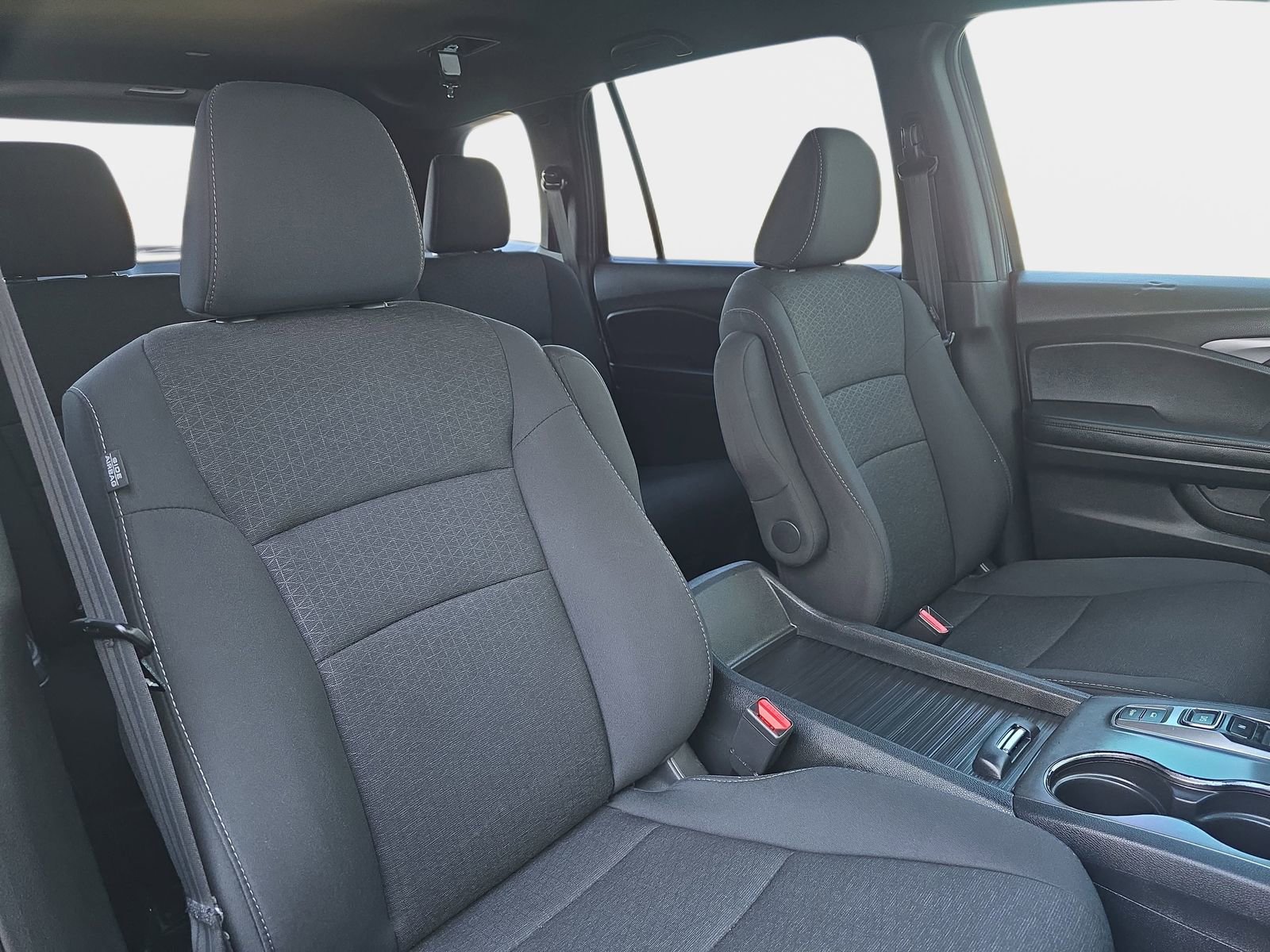 Used 2021 Honda Passport Sport image 12