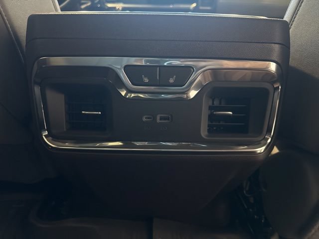 New 2026 GMC Sierra 3500 SLT AWD/4WD image 33