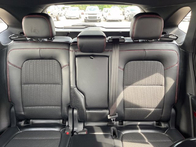 Used 2024 Ford Escape ST-Line w/ Tech Pack #1 AWD/4WD image 28