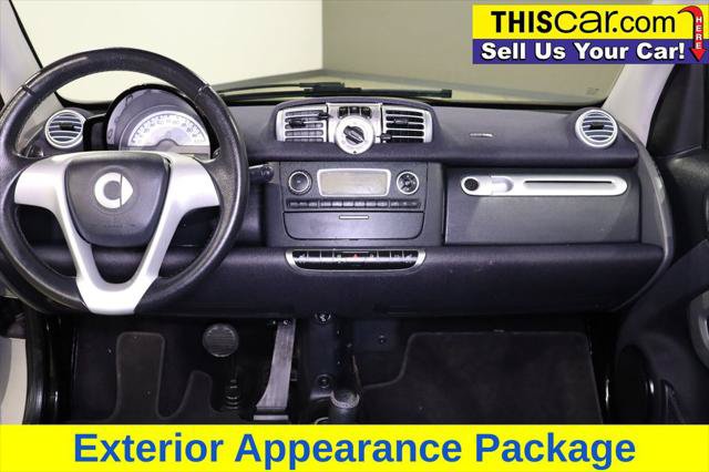 Used 2014 smart fortwo passion RWD image 13