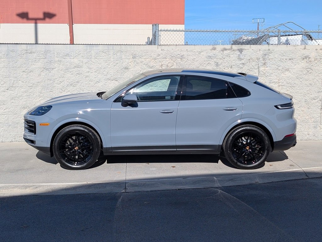 New 2026 Porsche Cayenne image 2