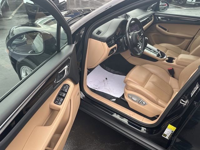 Used 2022 Porsche Macan image 15