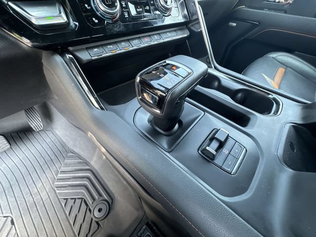 Certified 2023 GMC Sierra 1500 AT4 w/ AT4 Preferred Package AWD/4WD image 17