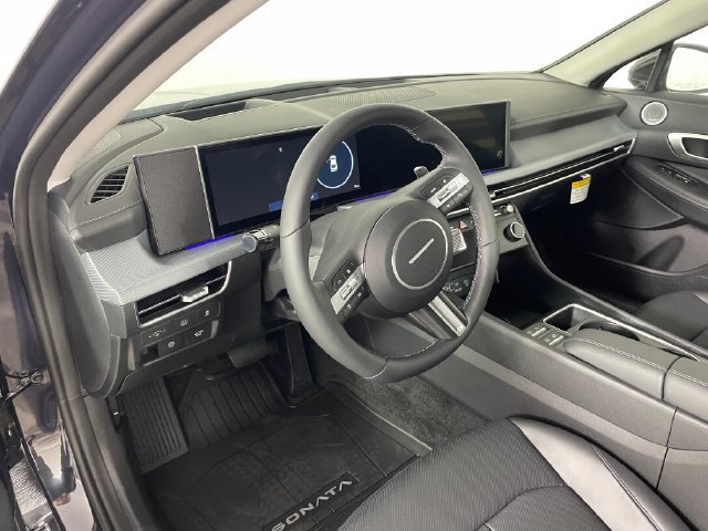 New 2026 Hyundai Sonata Limited FWD image 2