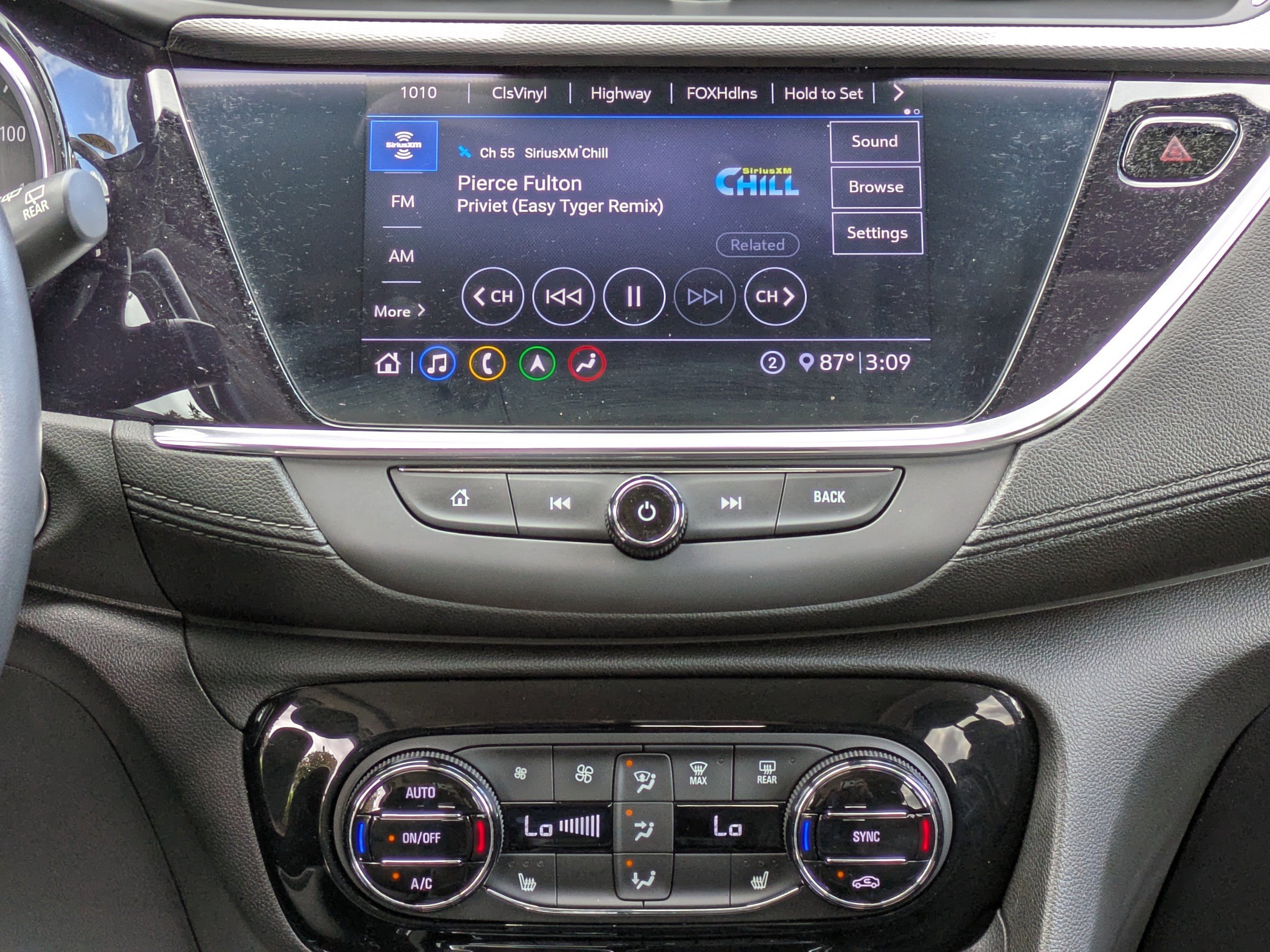 Used 2020 Buick Encore GX Select w/ Experience Buick Package image 13