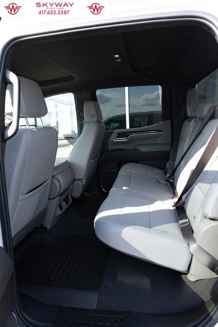 Used 2025 GMC Sierra 1500 SLE image 18