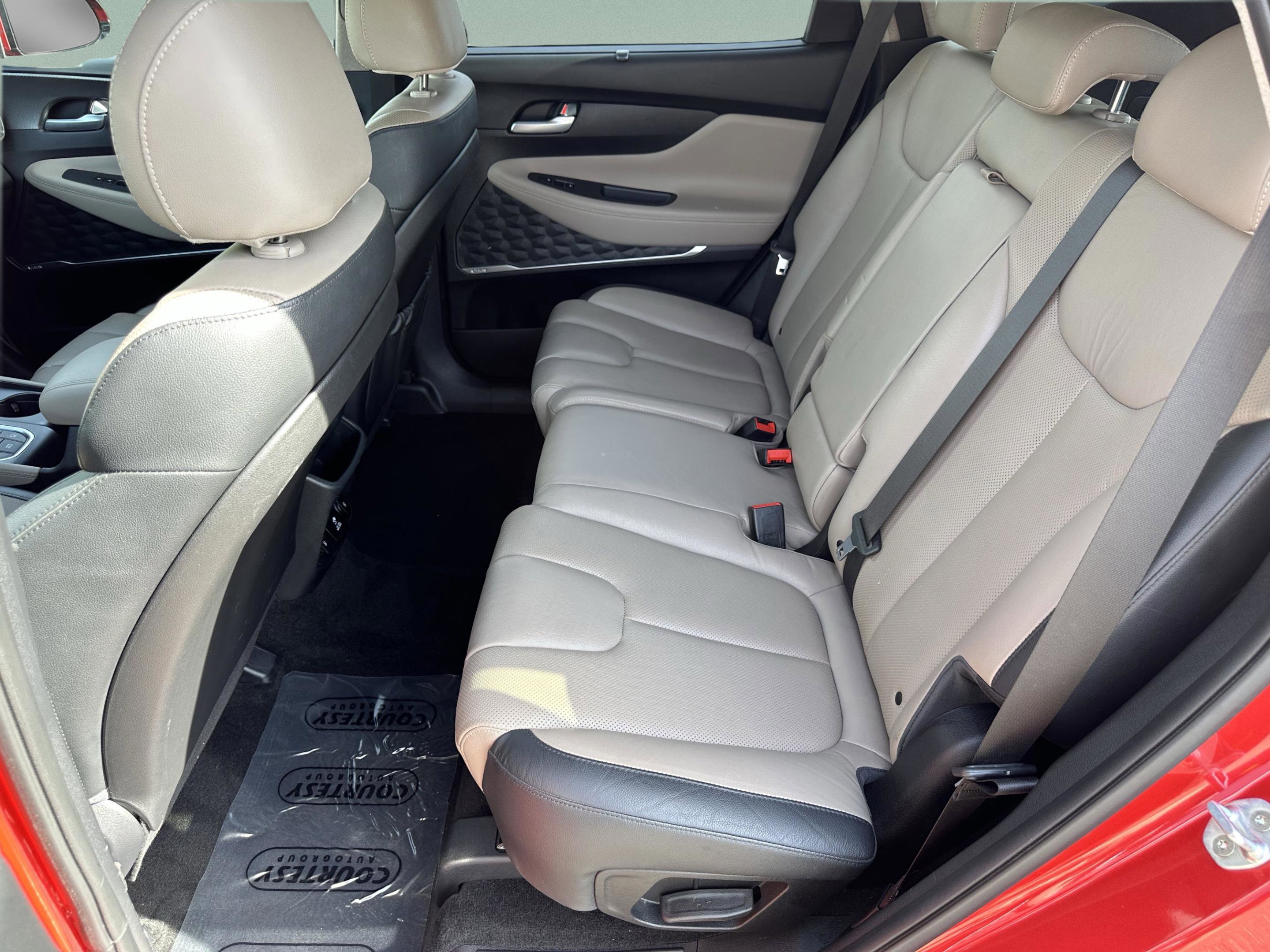Used 2020 Hyundai Santa Fe Limited image 19