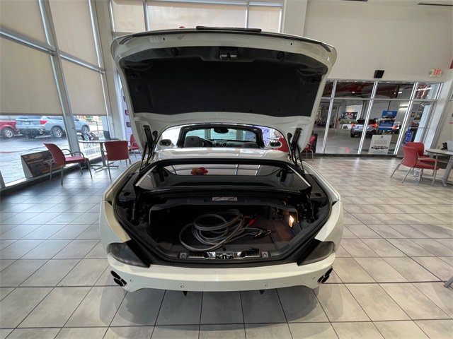 Used 2014 Ferrari California image 25