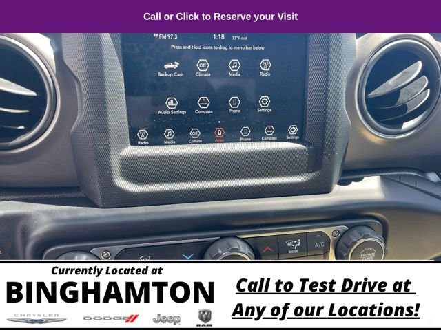 Used 2022 Jeep Gladiator Sport image 18