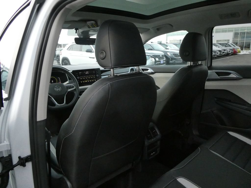 New 2026 Volkswagen Taos SEL AWD/4WD image 13