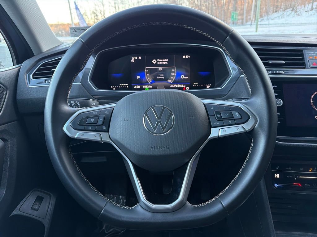 Used 2024 Volkswagen Tiguan SE image 20