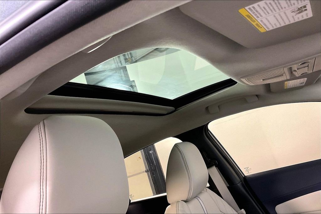 New 2026 Nissan Sentra SL w/ Floor Mat Package FWD image 25