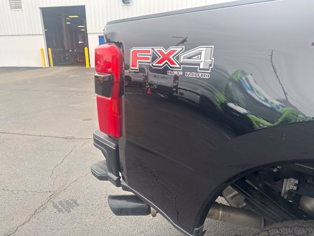 Used 2025 Ford F250 XL w/ STX Appearance Package AWD/4WD image 17