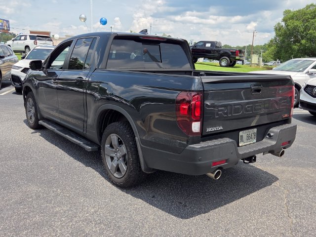 Used 2025 Honda Ridgeline TrailSport image 12